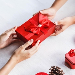 بهترین هدیه برای عیدی نوجوانان
