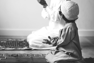 تربیت کودک در اسلام چگونه است؟