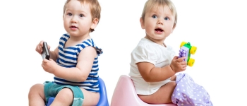 10 روش آموزش دستشویی رفتن به کودک